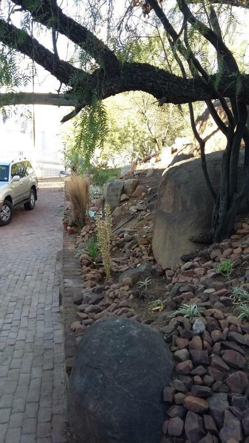 Karoo-Koppie Hotel Colesberg Exterior foto