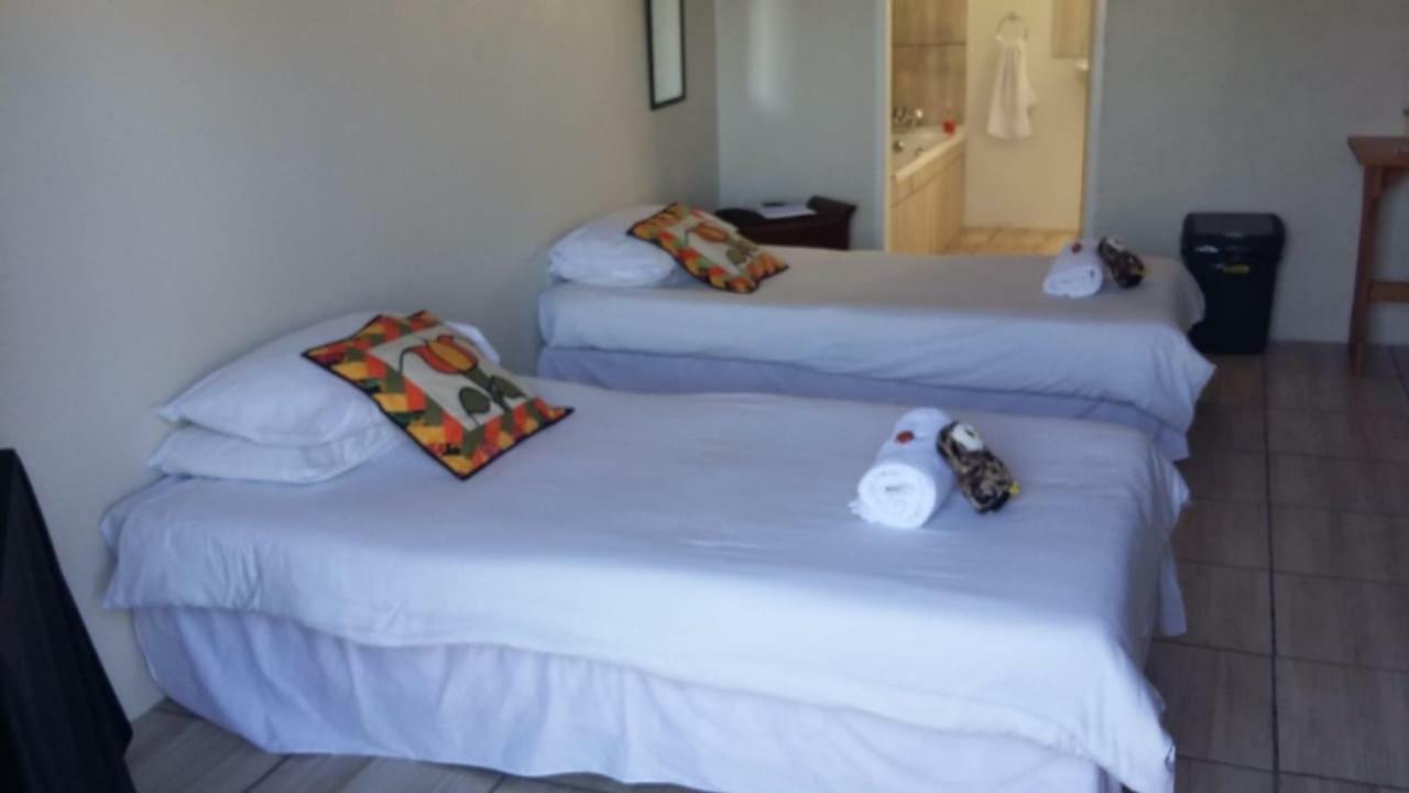 Karoo-Koppie Hotel Colesberg Exterior foto